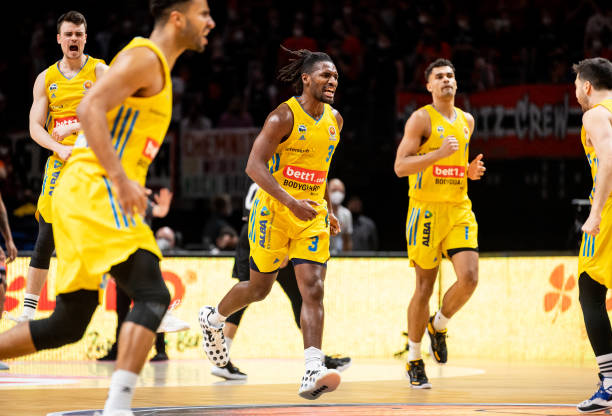 也折射出密 也折射出密