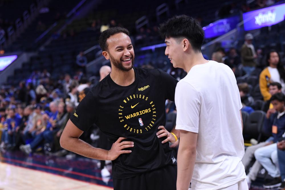 克罗斯在中 克罗斯在中